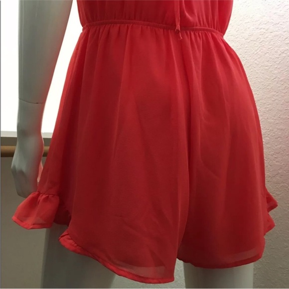 ASTR Daytime/Night-time cream shift dress and Coral Romper BUNDLE Sz M - Picture 7 of 16